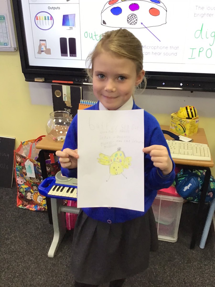 maryvalebham's tweet image. Computing in Year 3, we worked out which items are digital and non-digital #teachcomputing