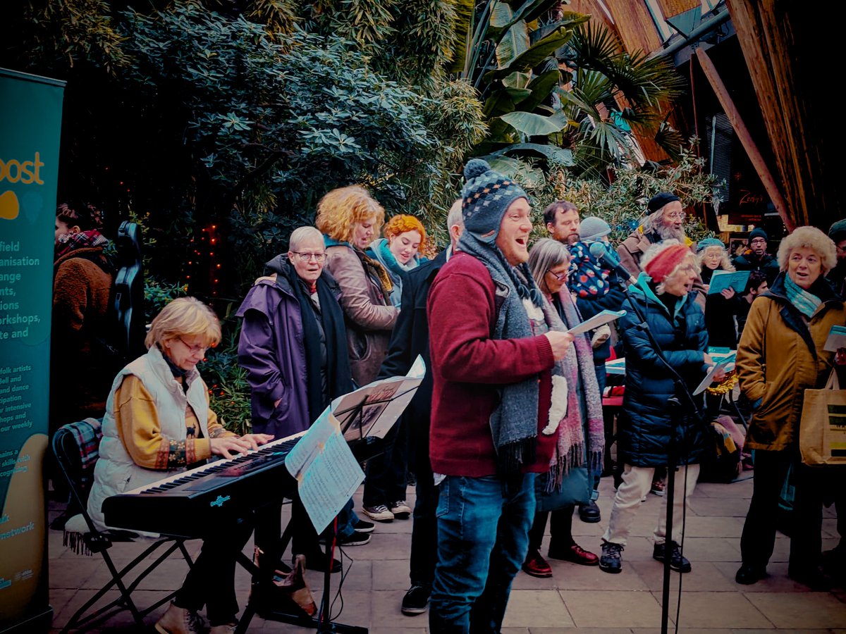 We can't wait to have carols again in the #Sheffield Winter Garden! Come along from 2-5pm on 2nd December to have a sing 🎶 If you're unfamiliar with Sheffield Carols there's even a free carol booklet to download from our website! #carols #sheffieldcarols #whatsonsheffield