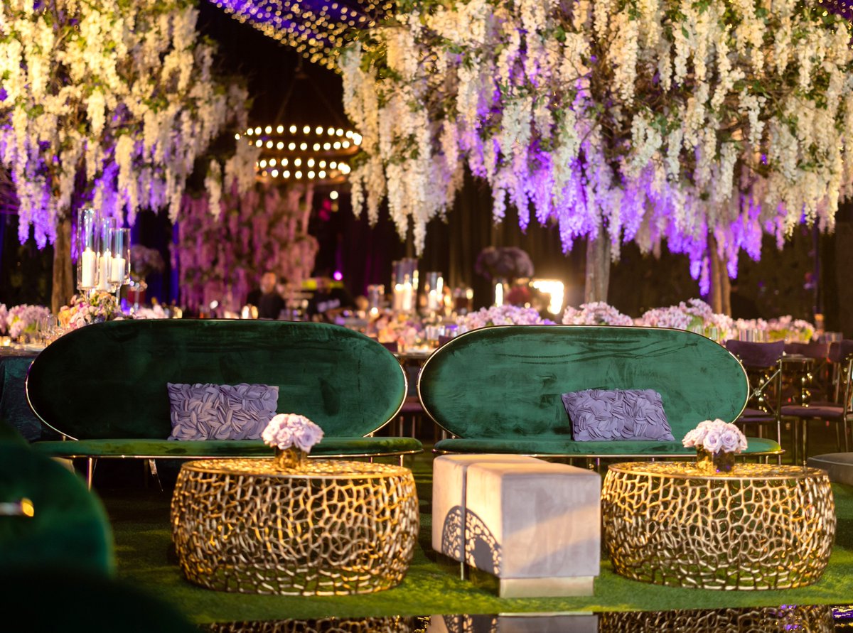 CarlBambina's tweet image. Luxurious Comfort: Your guests deserve the utmost comfort and class. Our premium rental furniture is not only visually stunning but also exceptionally comfortable, ensuring a memorable experience for all attendees.

#highstylerentals #wedding #batmitzvah #barmitzvah #eventprofs