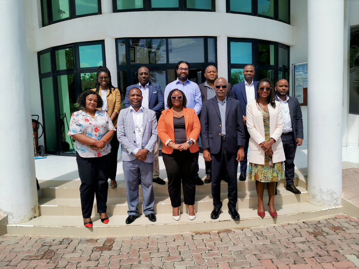Today, THGO executive committee and NIMR had a meeting with the GCLA office to cement partnerships and discuss the upcoming national human genetics stakeholders meeting

#HumanGenetics #HumanGeneticsTz #SayansiTanzania #NHGSM2023