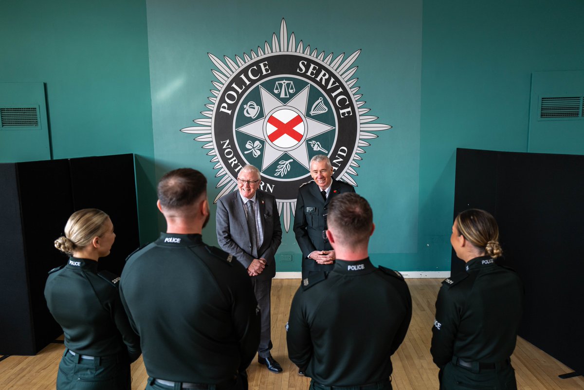 PoliceServiceNI's tweet photo. Chief Constable Jon Boutcher was honoured to welcome 14 new officers at today’s attestation ceremony. This was a proud day for the officers and their families. Congratulations. https://t.co/vUSeeypZO1