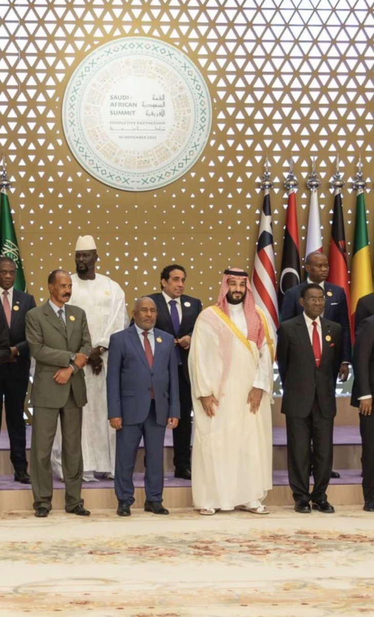 abdullah7473's tweet photo. #سيدي #محمد_بن_سلمان_بن_عبدالعزيز 🇸🇦🇸🇦
زعيم الارض 💚💚 https://t.co/hGXYCAbvOU