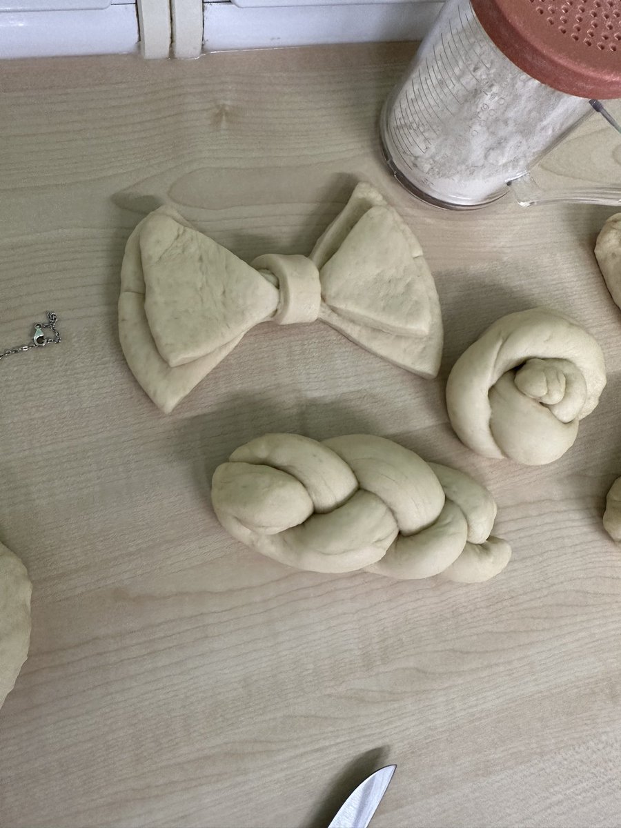 DHFSFoodTech's tweet image. Y12 food students “playing” with bread dough - developing amazing skills in preparation for coursework.  Well done!  @DHFSUpdate