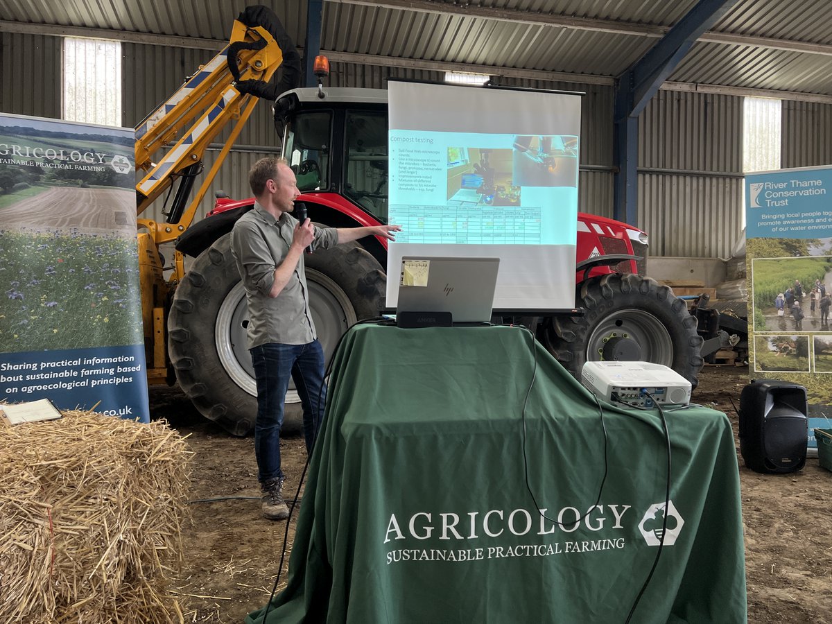 RiverThameCT's tweet photo. 🌱🌍 Read our new article on the @agricology blog! 

In October, we gathered farmers, land managers, and professionals for a day of learning about soil health and its impact on farming. 

Dive into the insights and discussions: https://t.co/vwKNP4msKz 🌾 https://t.co/70ugCuVN2y