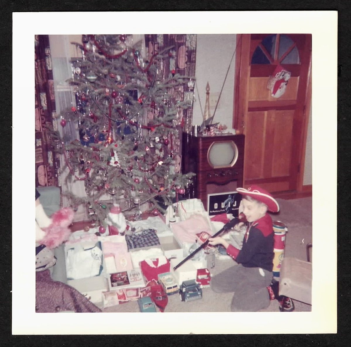 Nothing says Christmas in 1961 more than getting a Ouija board AND a Red Ryder Range 200 Shot BB gun like Ralphie!? However, Ouija says be careful, “You’ll shoot your eye out!”
#ouija #ouijaboard #achristmasstory #ralphie #christmas #redryder #bbgun