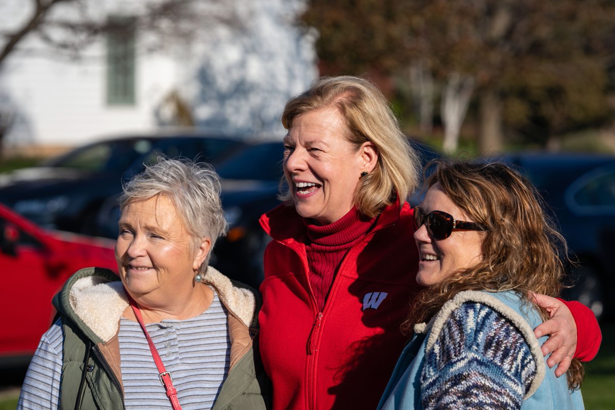 WisDems's tweet photo. Senator Tammy Baldwin showed up and put in the work last weekend for One Year To Win! She met with Wisconsinites all over the state, talked about what mattered to them and reminded us why she’s Wisconsin’s best Senator! 💙 #1year2win https://t.co/4ADWc9JRpI
