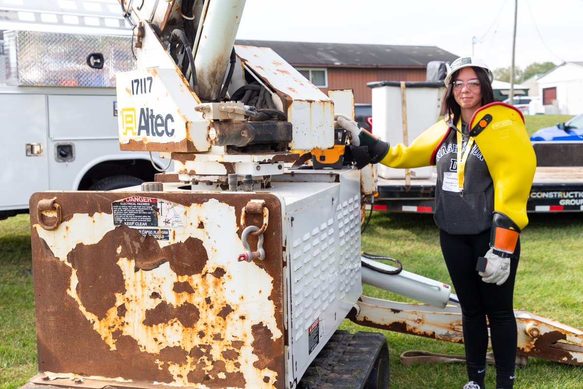 Utility contractor Power and Construction Group continues to demonstrate how careers in the skilled trades are both essential and rewarding.  Our 1,100 student participants already had their first hard-hats, and P&amp;CG has them on the right path!