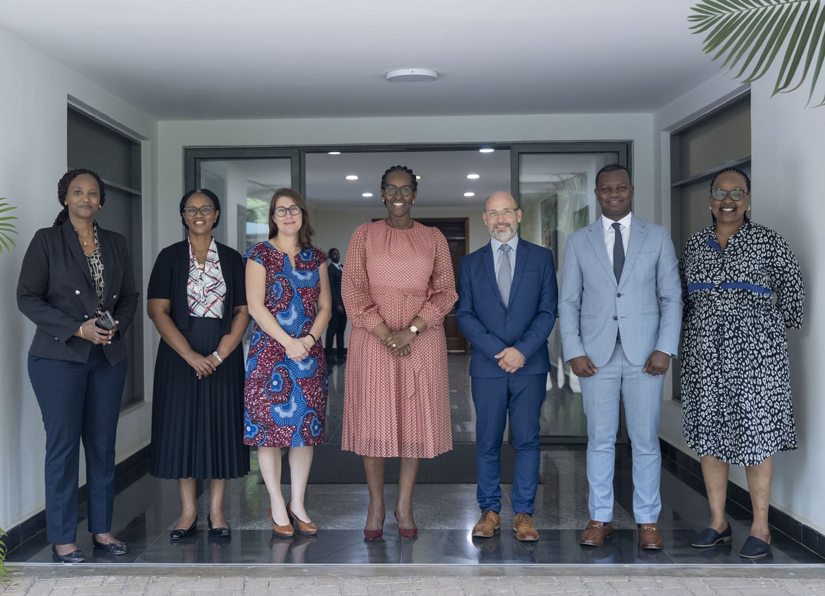 FirstLadyRwanda's tweet image. Earlier today, First Lady Mrs Jeannette Kagame received a delegation from @Aegis_Trust for a courtesy visit. They engaged in discussions about peace education.