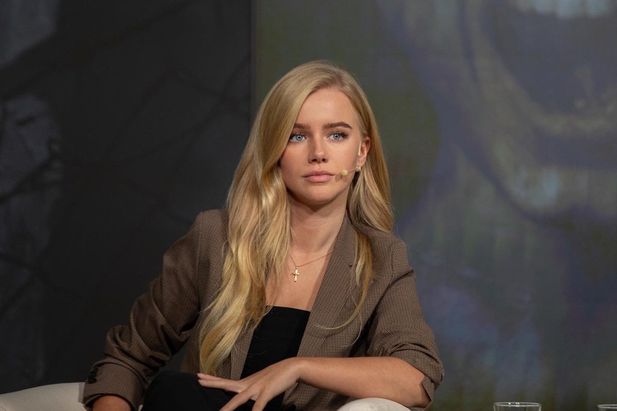 Eva Vlaardingerbroek tweet media