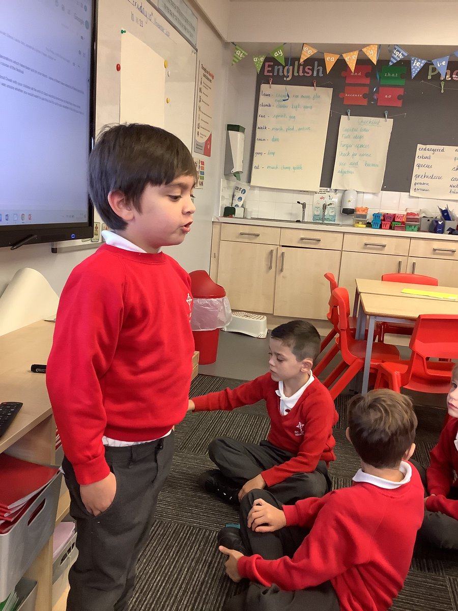 StPhilipsY2A's tweet photo. Today, one of our children told the class all about Diwali and how he will be celebrating this weekend. #teamstphilips @StPhilipCEAP https://t.co/zBPMm5MyDS