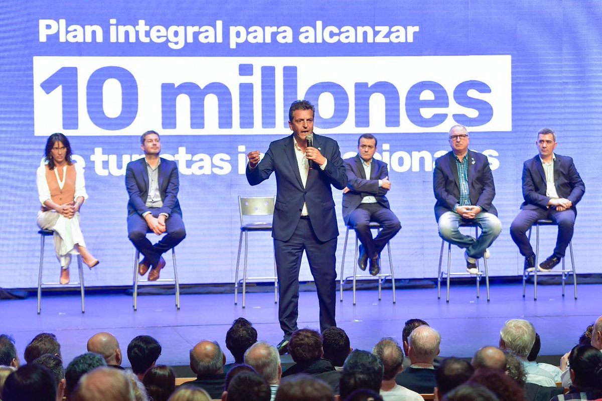 riojavip_'s tweet image. #XFIRE 🔥🔥🔥🔥🔥🔥

MASSA: “PARA EL DESARROLLO DEL TURISMO ES CLAVE TENER PREVISIBILIDAD PARA LA INVERSIÓN"

El ministro de Economía y candidato a presidente de @unionxlapatria participó en Posadas de la presentación del “Plan Integral de promoción y desarrollo del turismo