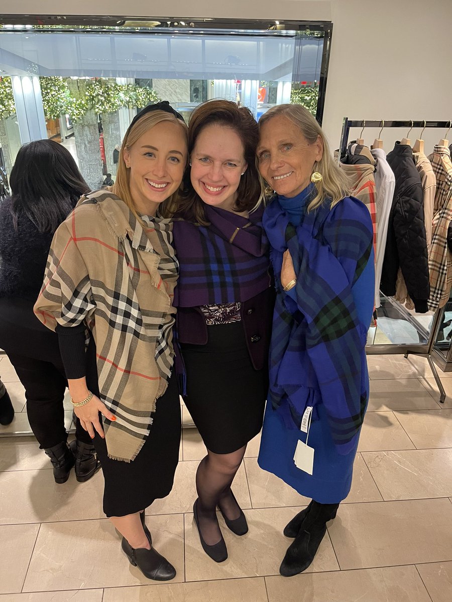 Had a wonderful evening @Burberry supporting the Foundation for Women’s Cancer. Thank you @ggardnermd for hosting such a great event for a wonderful cause!! #Foundationforwomenscancer #Move4Her @GYNCancer