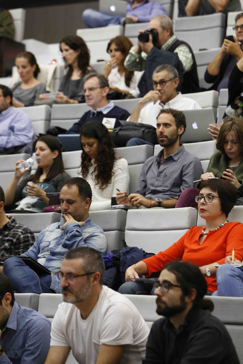jornadasDmasI's tweet photo. ¿Quién tiene ganas de ver el auditorio de @etopia_ lleno de personas interesadas por la divulgación científica? 🙋

¿Quién quiere sumergirse en fascinantes proyectos y llevarse un montón de nuevas ideas? 🌌💡

¡Falta menos para #DmasI2023! 🚀

Ver agenda https://t.co/PNsqgV5zQT https://t.co/K2SfaGKDOh
