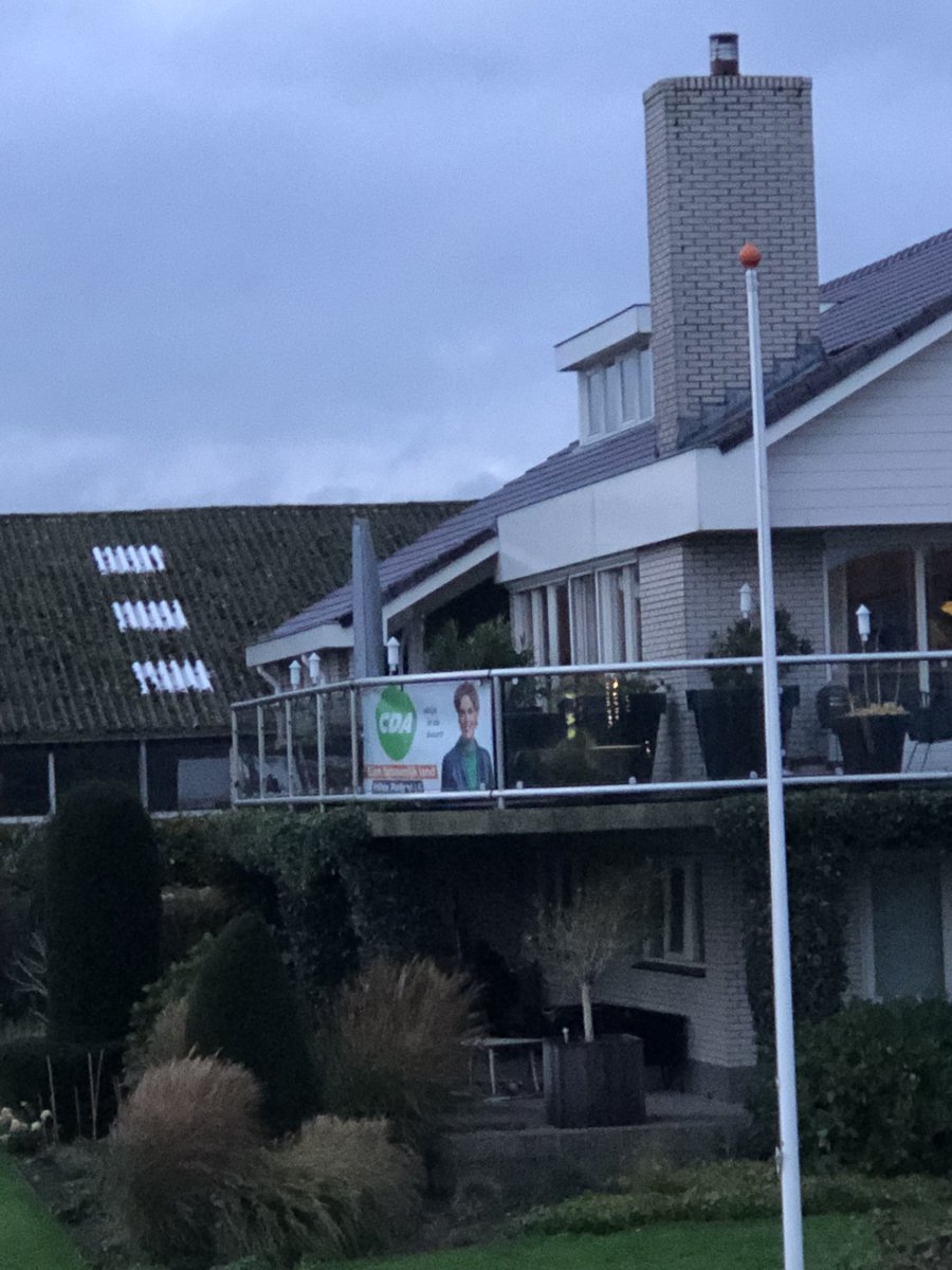 #CDA nr6 <a href="/Hilde_PM/">Hilde Mulder</a> <a href="/cdavandaag/">CDA</a> zichtbaar in #Zwartsluis💪👍