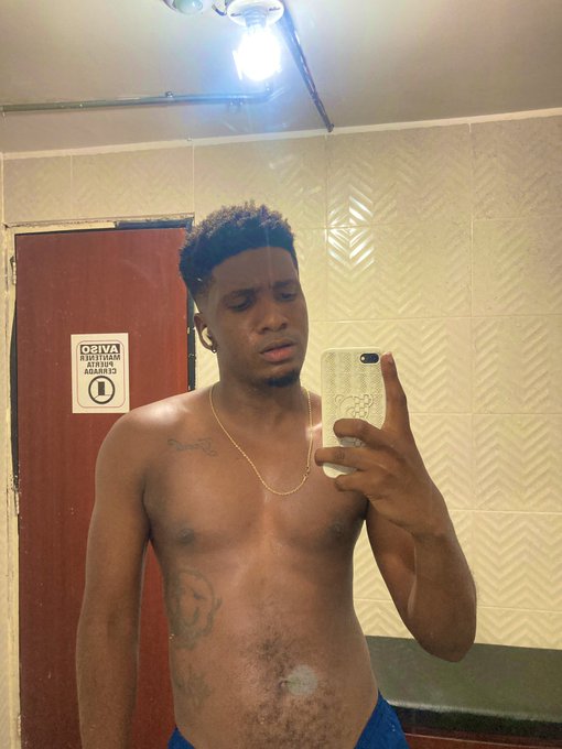 🦍 https://t.co/XoWlaOROuf<a href="/tag/follow"class="tags"><span>#follow</span></a><a href="/tag/rt"class="tags"><span>#rt</span></a>