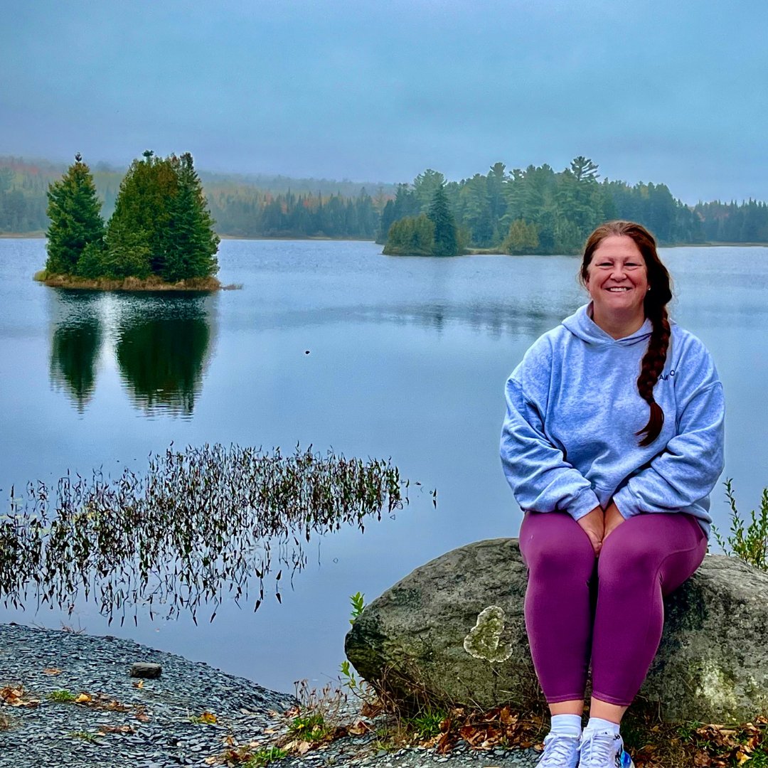 The leaves are falling, the air is crisp, and Heidi Ficher is celebrating her 3rd anniversary at Trueline! Heidi manages our AR department and has recently taken on additional responsibilities to support our HR team. 

We appreciate all you do! #WEPA! 🤙 #wearetrueline