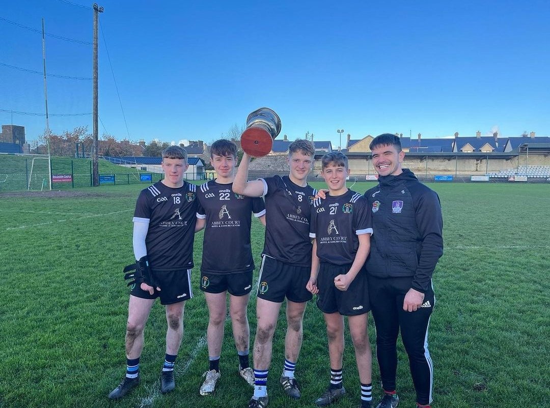 Nenagh Éire Óg tweet media