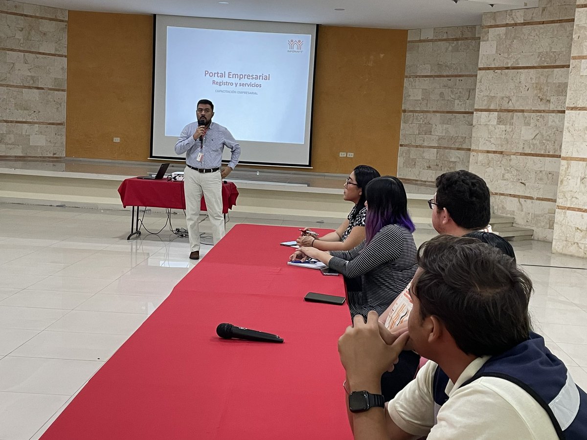 CMICYucatan's tweet photo. Estamos dando inicio a la Capacitación Empresarial Infonavit, ofrecida en nuestro auditorio por el Instituto. 

Se tocarán temas relevantes para los constructores y su relación con el @Infonavit https://t.co/WBilUzYKvp