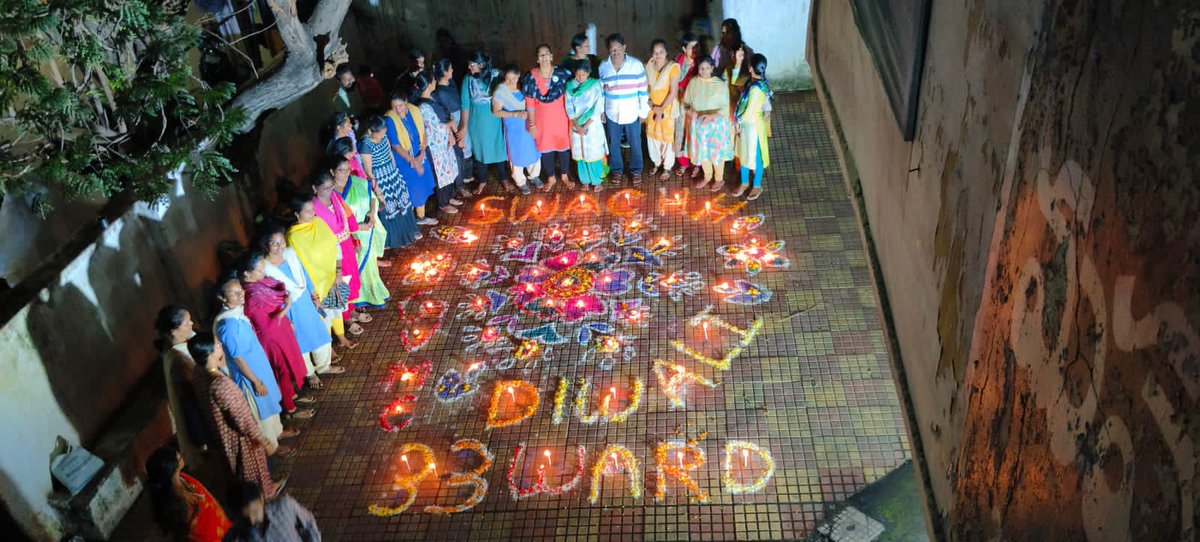 GVMC_VISAKHA's tweet photo. Citizens supporting Swachh Diwali Shubh Diwali campaign and took a pledge to celebrate clean & green Diwali.

#SwachhDiwali  
#VocalForLocal  
#EcoVizag  
#ISupportEcoVizag  
@AndhraPradeshCM  
@AudimulapSuresh 
@GHVKumariMayor 
@CDMA_Municipal 
@SwachhBharatGov 
@SwachhaAndhra 
@SwachSurvekshan  
@swachhbharat
@MoHUA_India 
@AmritMahotsav 
@pibvijayawada