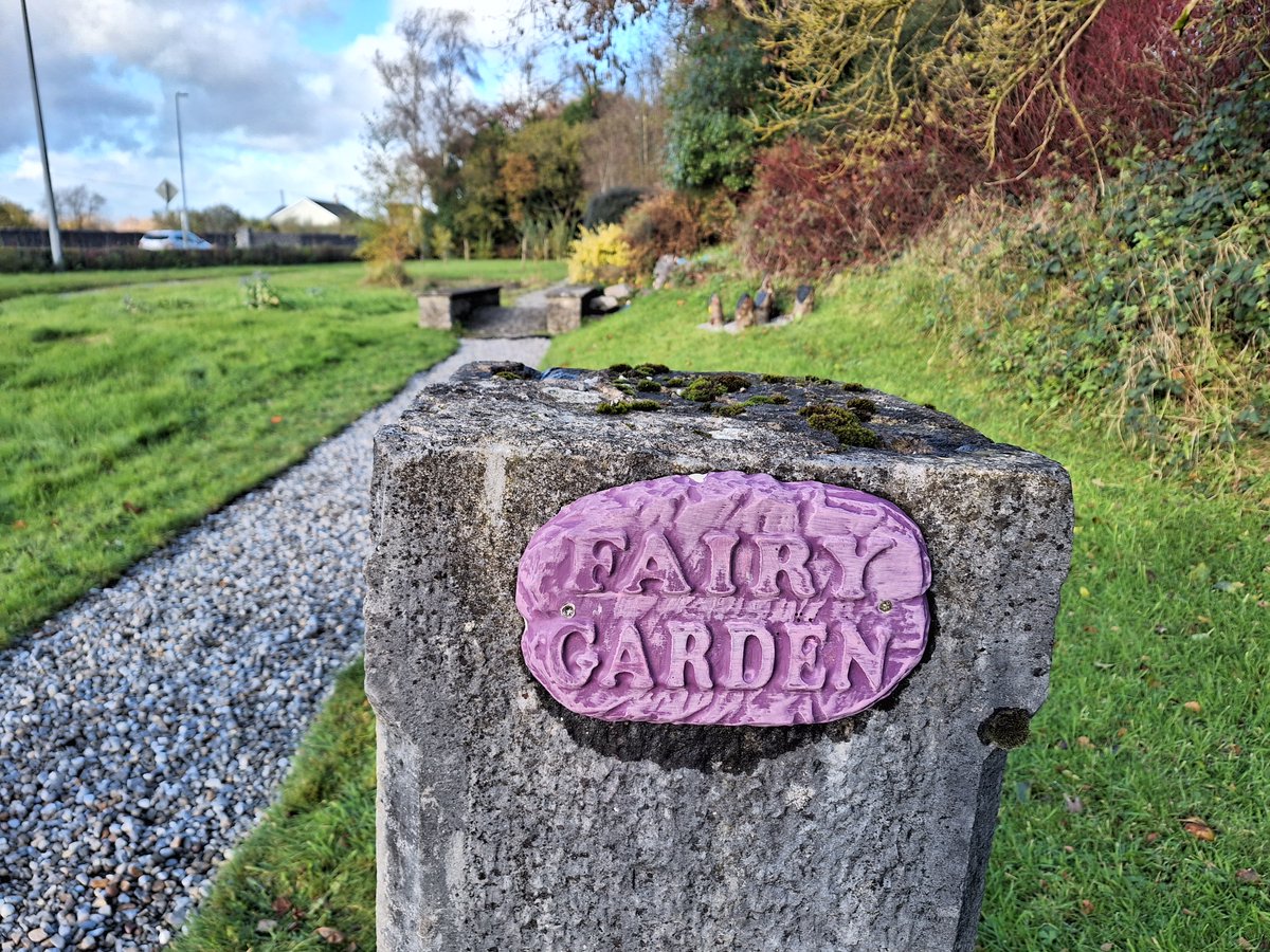 🧚‍♂️ 🛖 Fairy Trail at Abbeyleix Heritage House 🧚‍♂️🛖 

As part of our Heritage through Art grant 2023, Abbeyleix Heritage House constructed a folklore themed fairy trail on their grounds. 
The new fairy trail consists of all things essential for a thriving fairy community!