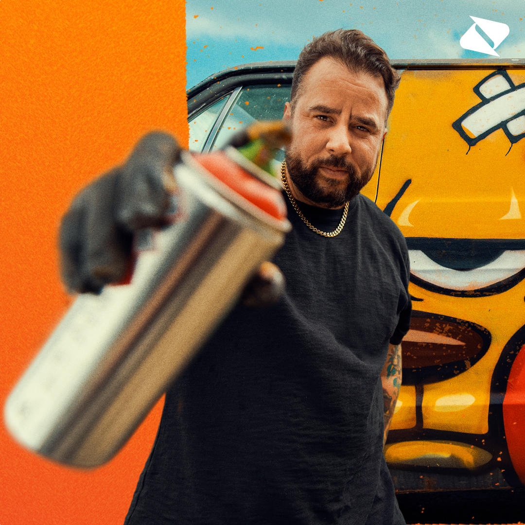 boostmobile's tweet photo. On Fridays, we work to grind through to the weekend. Just like our Partner @JCRivera, weβre always finding ways to get after it in what we know bestβ¦ making our customers happy! βΊοΈ
#BoostPartner #BoostNation #GetAfterIt https://t.co/4OOdJshmQq