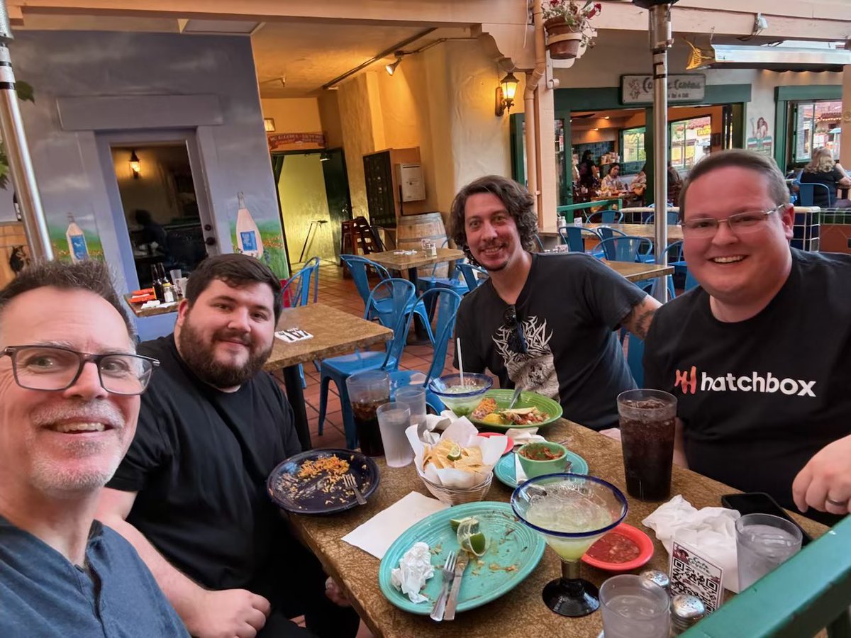 excid3's tweet image. Ready for #RubyConf! 💎