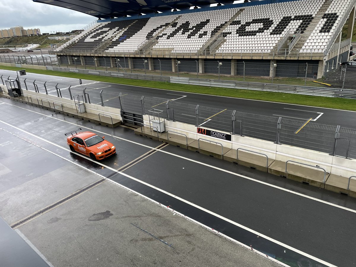 Vandaag organiseerde <a href="/we_are_inspark/">InSpark</a> de #InspirationDay op het circuit van Zandvoort, met niemand minder dan Jan Lammers als gastspreker! Hij deelde zijn ervaringen en de raakvlakken tussen de racesport en ons werkgebied in de IT. Het was een zeer leuke en inspirerende dag!