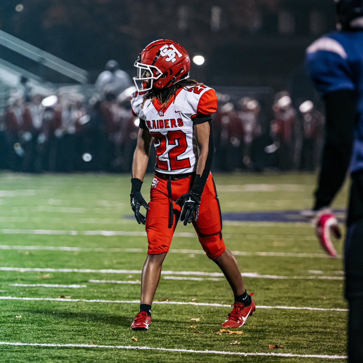 Coaches check out my senior season tape! hudl.com/v/2MVwZb <a href="/CoachCurtain216/">Tyler Curtain</a> <a href="/CallMeRo_25/">Roamelle Bell</a> <a href="/CoachAve_/">Coach Ave™</a> <a href="/_CoachNicholson/">Alex Nicholson</a> <a href="/ShakerRaidersFB/">Shaker Heights High School Football</a>