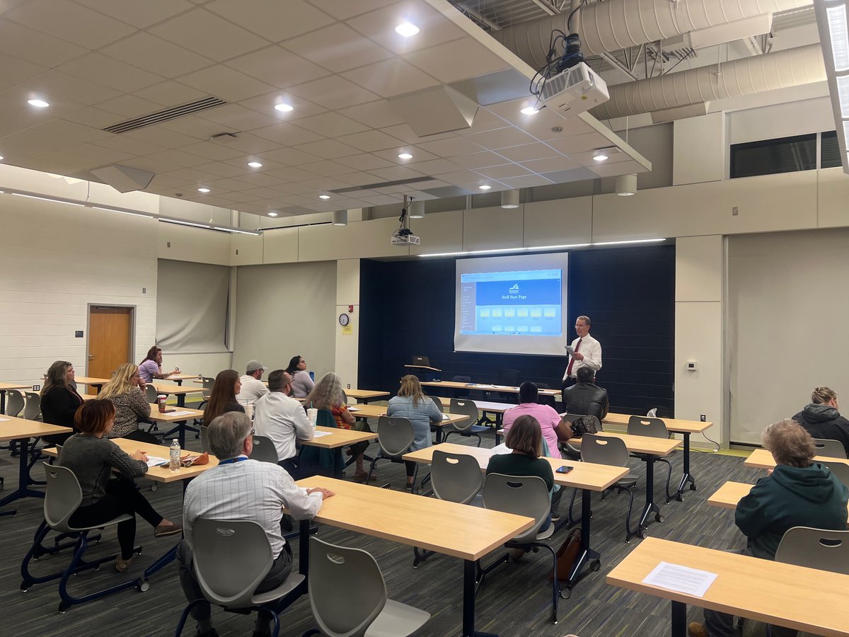 CCPS_FRC's tweet image. Thank you Judge Somerville!  Your speaking event was engaging and informative for CCPS staff, parents and community members who attended.