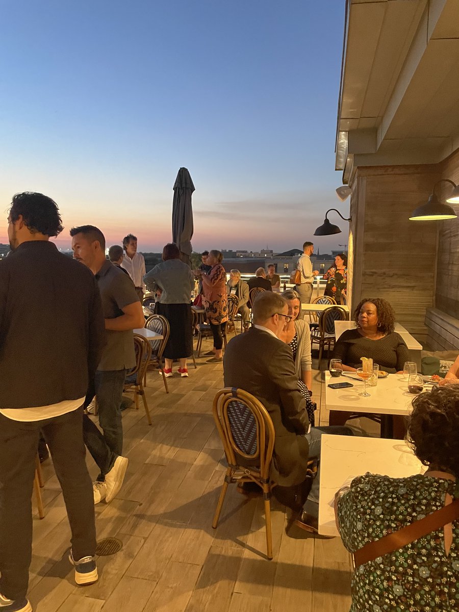 degruyter_pub's tweet image. There was lots to celebrate and discuss – from our recently announced intention to join forces with @BrillPublishing, to the creation of Paradigm Publishing, De Gruyter's new publishing services division. #DeGruyter #chsconf23