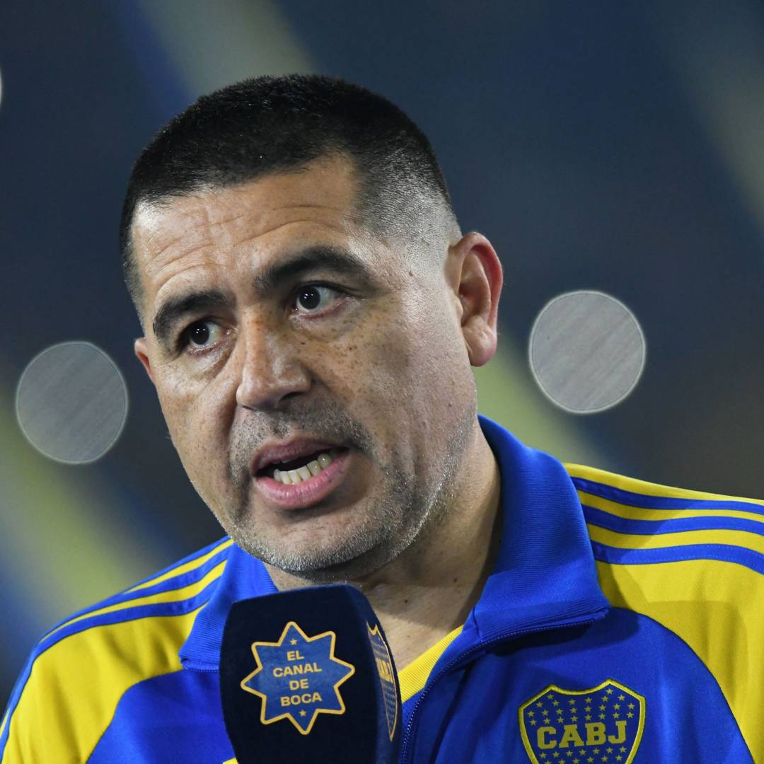 - "¿Los cinco años más grandes en la historia de River cuándo fueron? ¿Quiénes estaban en la dirigencia: los de ahora o los que estaban?"

- "¿Quiénes entregaron el club con deudas: estos o los que estaban? Los que estaban"

- "¿Hoy quiénes son los que te presentan 28 millones de