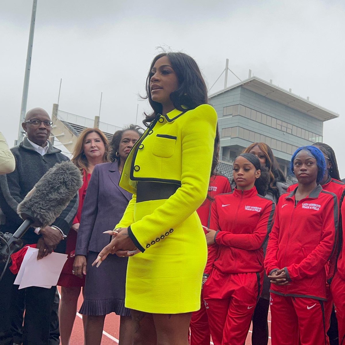 Dallas ISD tweet media