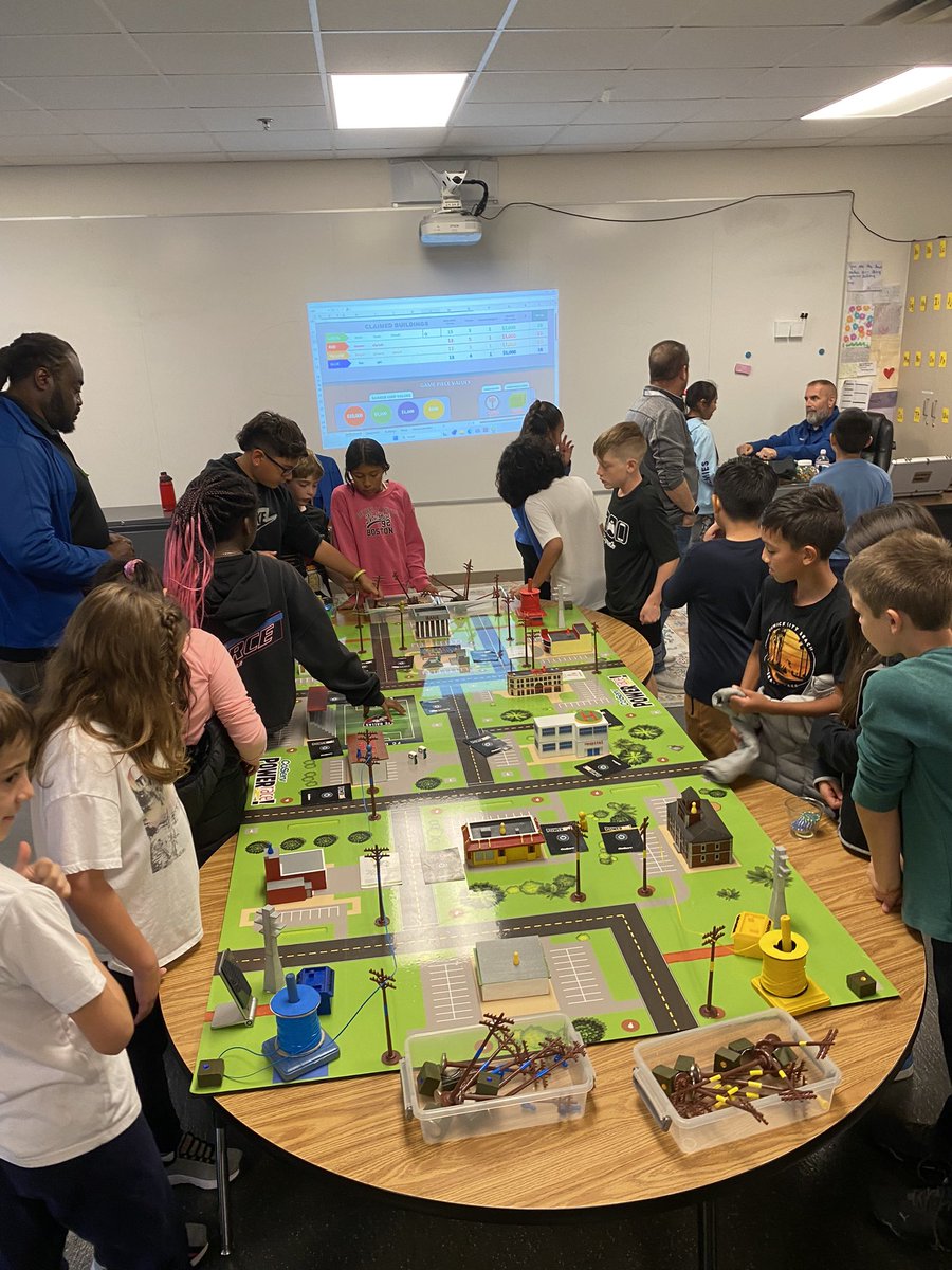 We are so grateful for the time <a href="/CoServ/">CoServ</a> is giving to our 4th graders <a href="/EversParkElem/">EversParkElementary</a>. We can’t wait to see the future learning they do as they visit throughout the year! Thank you for your commitment to our students! <a href="/dentonisd/">Denton ISD</a> #DentonISDengaged #rootedinlearning