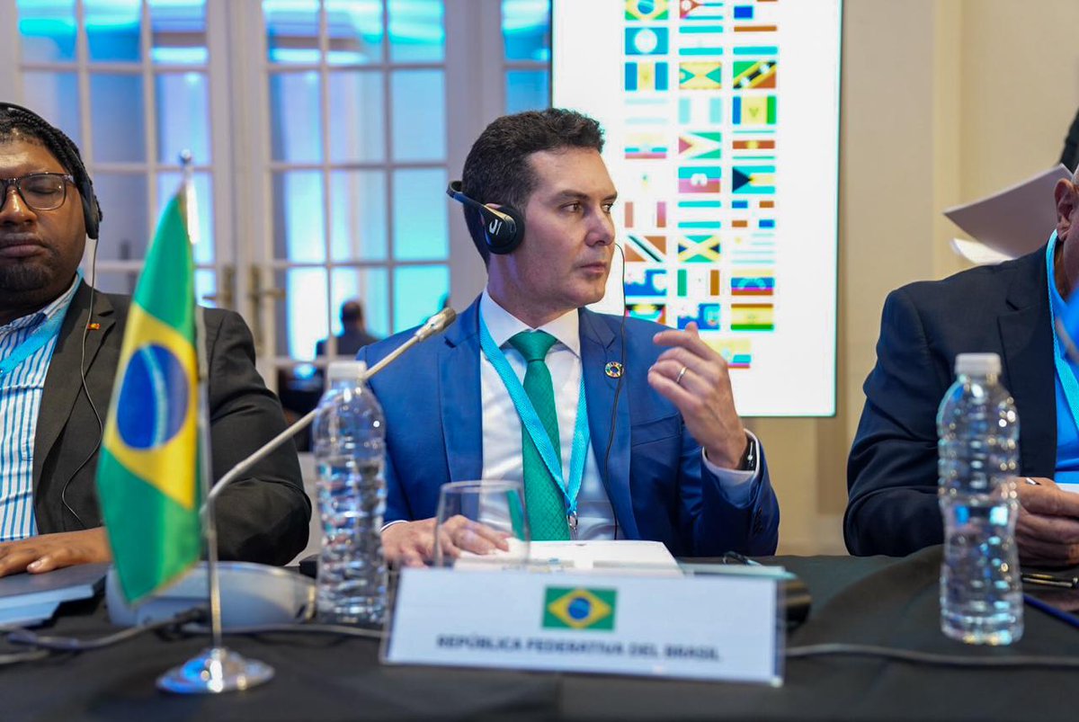 Acabo de assumir a presidência do Fórum de Ministros e Altas Autoridades da Habitação e Planejamento Urbano da América Latina e Caribe, o MINURVI, diante da diante da 32ª Assembleia Geral.
