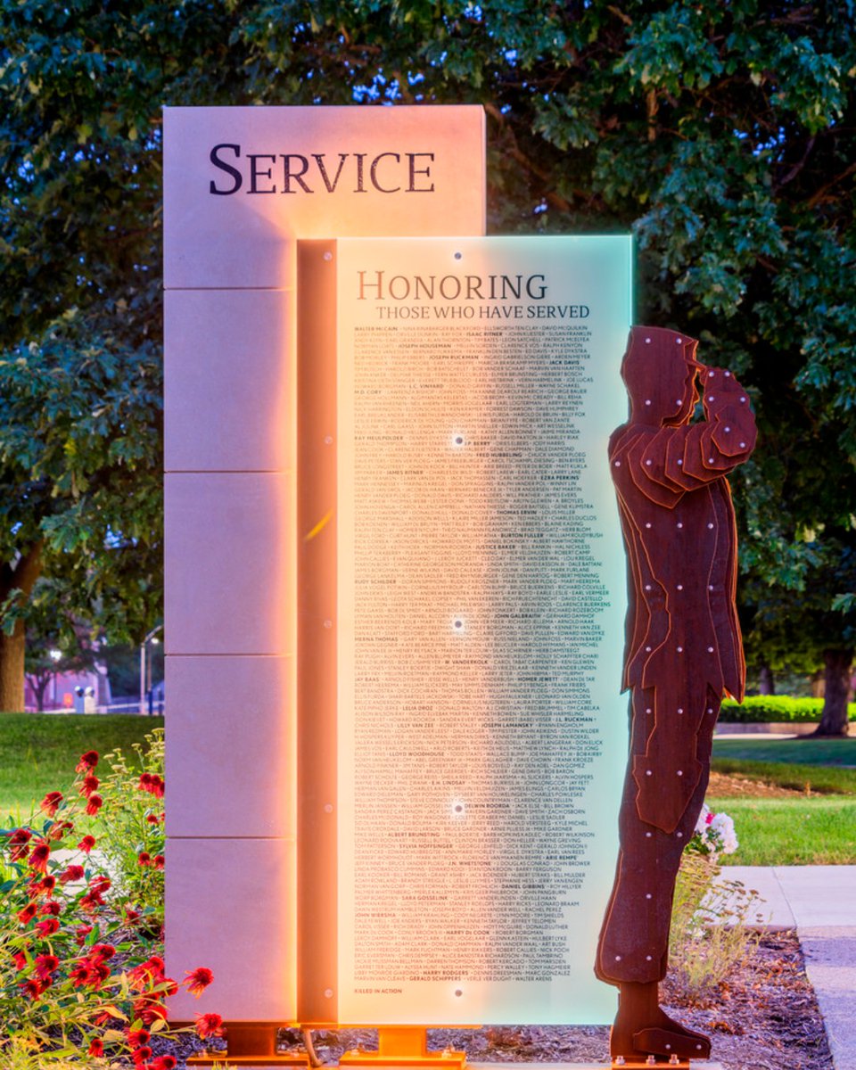 As we observe Veterans Day, RDG takes a moment to honor the service and sacrifice of our military veterans. To our team members who have worn the uniform and those who stand in support of family members who serve, we salute you. 

📷 IRIS22 Productions