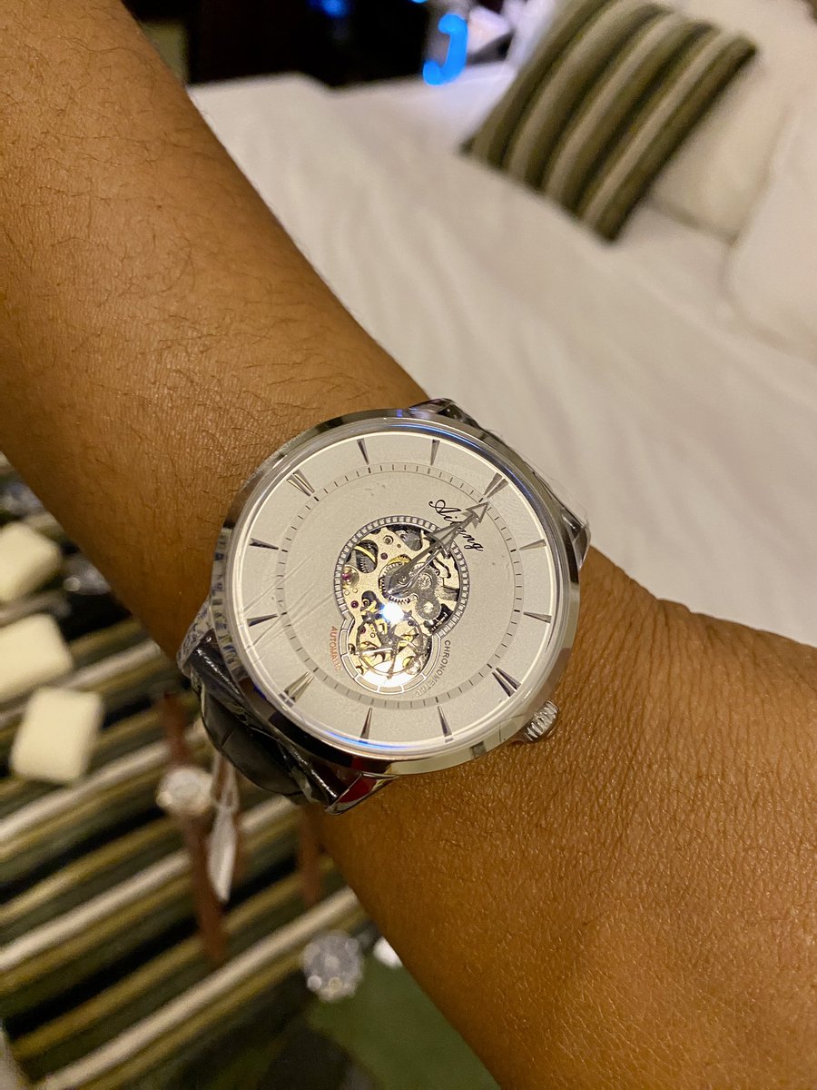 ceejayfranklin's tweet image. It’s the season to gift yourself that amazing gift …

Shopping our unique quality products and enjoy peace of mind 

This watch is 70k
Fully mechanical with Japanese seiko NH35 movement.

Get int touch for more details. 

#watches #mensgift #Gaza #CeasefireInGazaNOW #kano