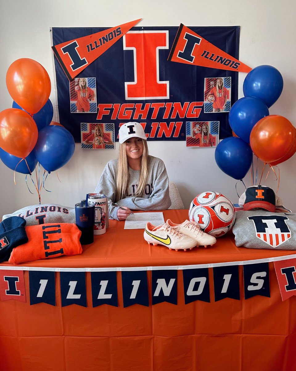 Class of '24

Ava LeGault

Why Illinois?: "The team culture, competitive environment and excellent coaching staff. Walking on campus immediately felt like home...Illinois was the perfect fit to fulfill both my athletic and academic goals!"

#Illini | #HTTO | #UP ⬆️