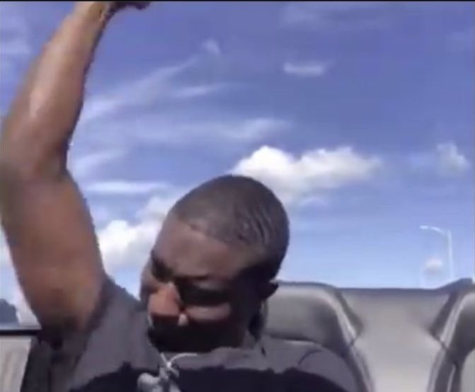 jayythewave's tweet photo. when you find someone who’s also a crackhead without crack https://t.co/PveCN3ZRJK
