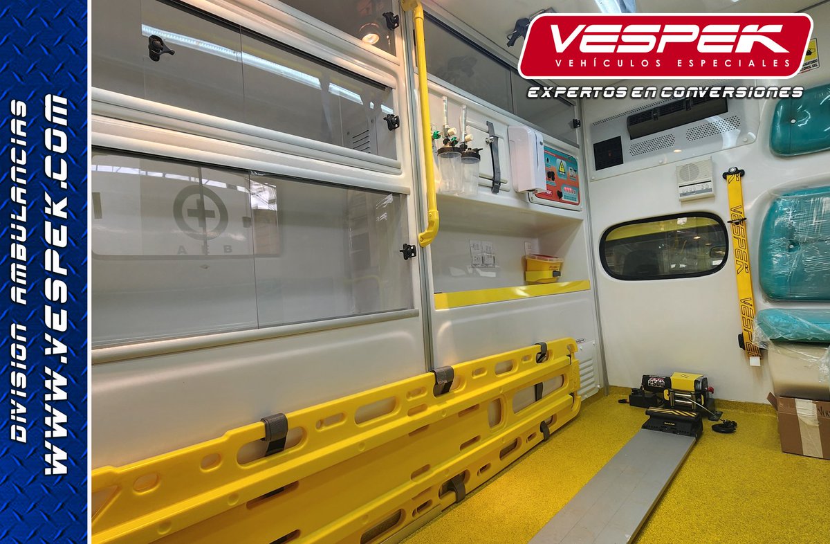 Vespek_'s tweet photo. Equipo #Vespek 🏆 Entregando 2 ✌️ nuevas #Ambulancia 4x4 🚑 @toyotachile Hilux. Equipamiento multifuncional y revestimiento sanitario #BioGelCoat - Nanopartículas de Cobre🥇 Móvil para LifeMED que operará en XV Región de Arica y Parinacota. - 🇨🇱
@spencer_ems @WhelenEng 🚨 https://t.co/8Mw8OWUO4V