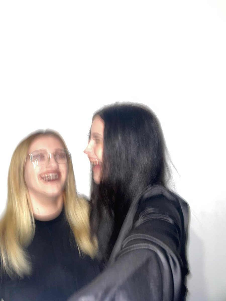 Mislim da je ovo zasluženo da izadje na Twitter.