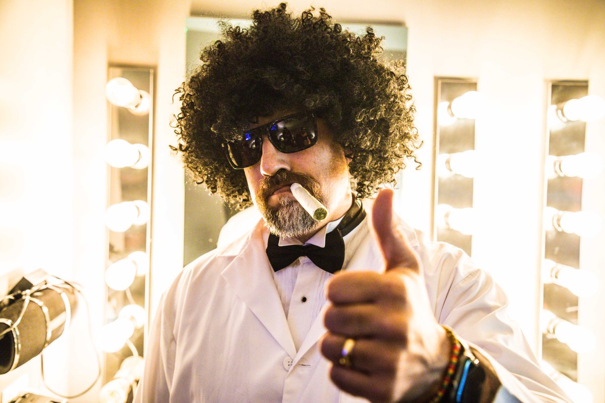 The doctor is IN! 😮‍💨 Welcome to Arizona, Dr. Greenthumbs! 🪴 Find all three tiers of Dr. Greenthumb's flower exclusively at The Flower Shop!