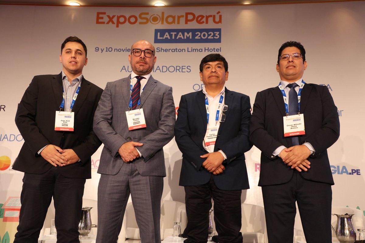 exposolarpe's tweet photo. #Fotogalería | Panel: Retos en la construcción de los parques solares: el papel de las EPCS
Modera: César Peña, Consultor en Energías Renovables​
Panelistas:​ Juan José Díaz - YINGLI SOLAR, Renatto Castro - ANDINA ENERGY y Carlos Injante - FERREYROS​
#ExpoSolarPeruLatam https://t.co/6Rd2a1g2q1