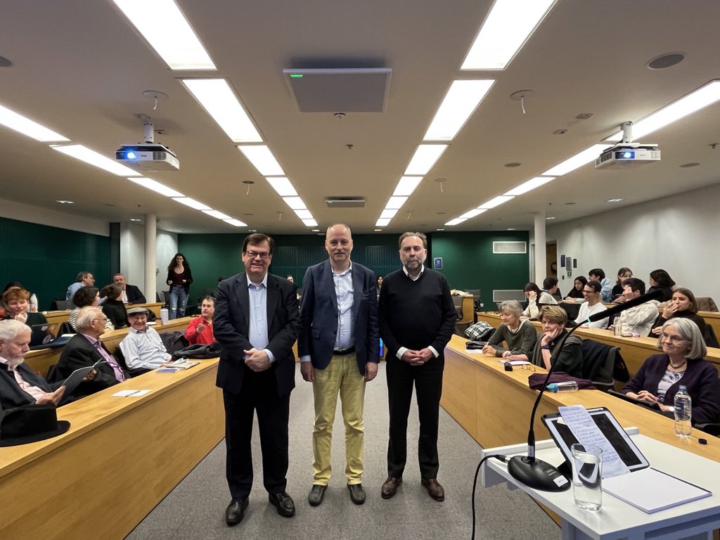MartinWestlake's tweet photo. #KlausWelle #EP #SecretaryGeneral 2009-2022 at the #LSE #EuropeanInstitute on what will happen in the #BrusselsSystem in #2024 https://t.co/TVcfEigQcc