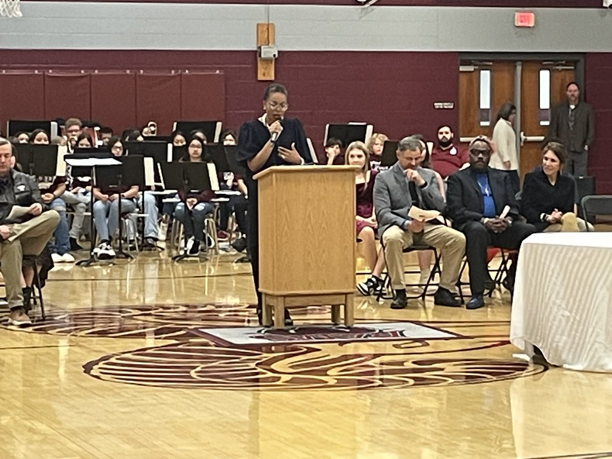 “A hero is someone who understands the responsibility that comes with his freedom.” -Bob Dylan.

Thank you for your service. The students, faculty, and staff of Rucker-Stewart Middle School are grateful for you.
#VeteransDay2023 
#SumnerAchieves