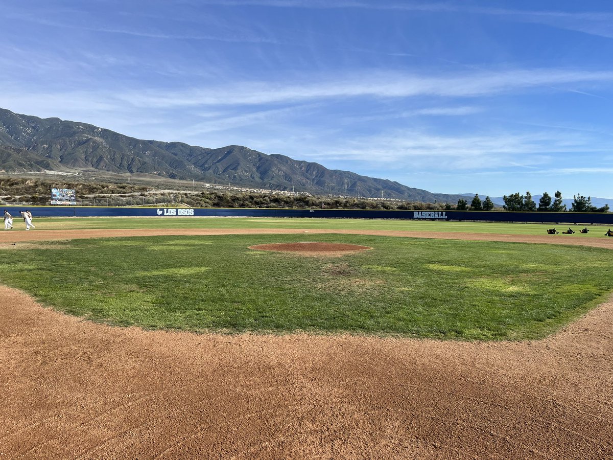 Coachkelly27 (@coachkelly272) on Twitter photo Day one of the #Jeffstoutclassic! Thankful to host and participate in this great event! Thank you <a href="/CoachGrajeda/">Ralph Grajeda</a> for putting this on every year! Claws up! First pitch 9:50am! Best view in the IE <a href="/lohs_baseball/">Grizzlies Baseball</a> @InlandEmpireBCA <a href="/OsosAthletics/">Los Osos Athletics</a> Day one of the #Jeffstoutclassic! Thankful to host and participate in this great event! Thank you <a href="/CoachGrajeda/">Ralph Grajeda</a> for putting this on every year! Claws up! First pitch 9:50am! Best view in the IE <a href="/lohs_baseball/">Grizzlies Baseball</a> @InlandEmpireBCA <a href="/OsosAthletics/">Los Osos Athletics</a>