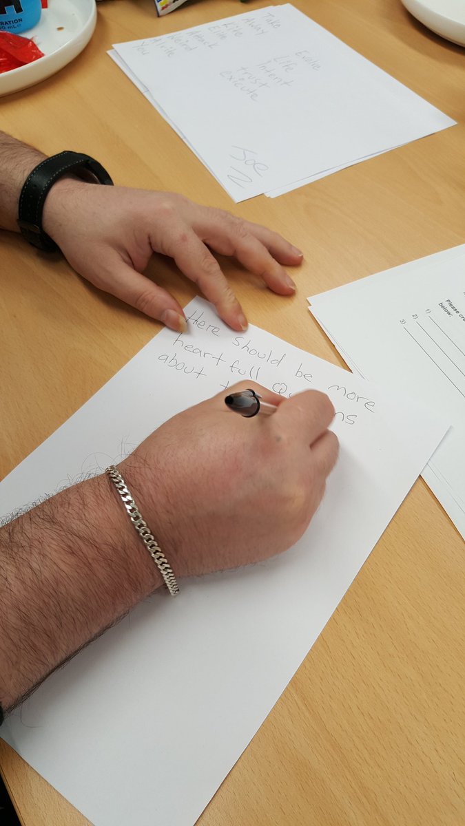 Surfing Sofas tweet media