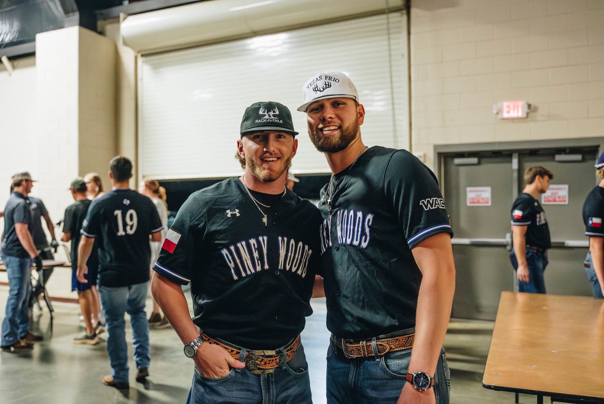 SFA_Baseball tweet picture