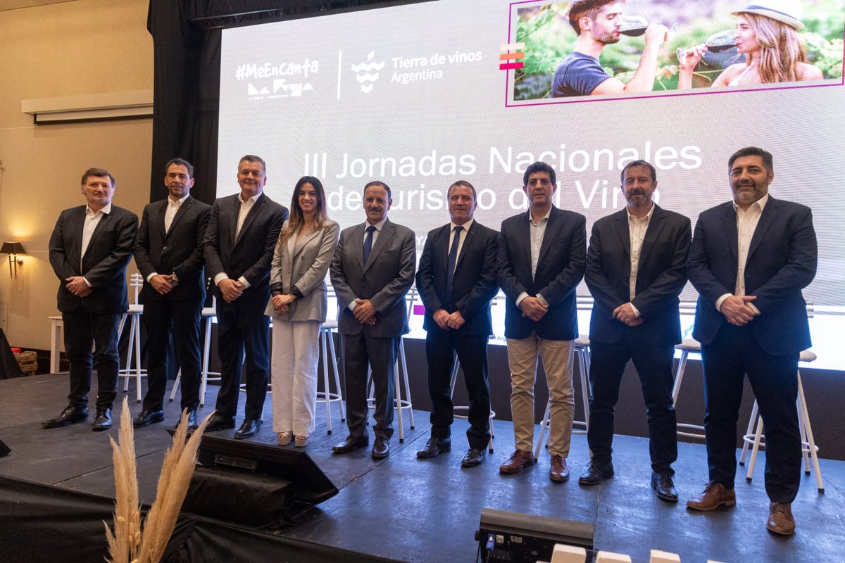 Ministerio de Turismo y Deportes tweet media