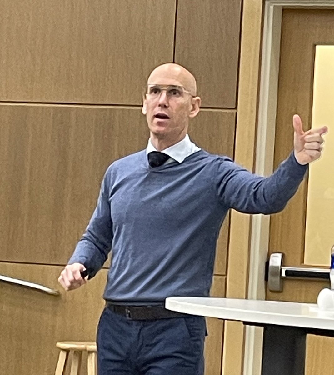 Kathy Farrell tweet media