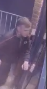 kent_police's tweet photo. We have issued CCTV images of two men we would like to speak to as part of an investigation into an assault in #Margate on 7 November.
Can you help?
https://t.co/dK6MenPcO3 https://t.co/69DH8RVIAZ